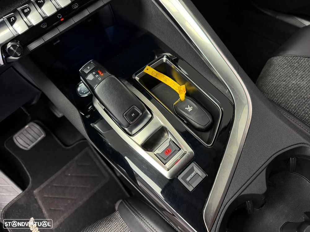Peugeot 5008 PureTech 130 EAT8 Stop & Start Allure - 29