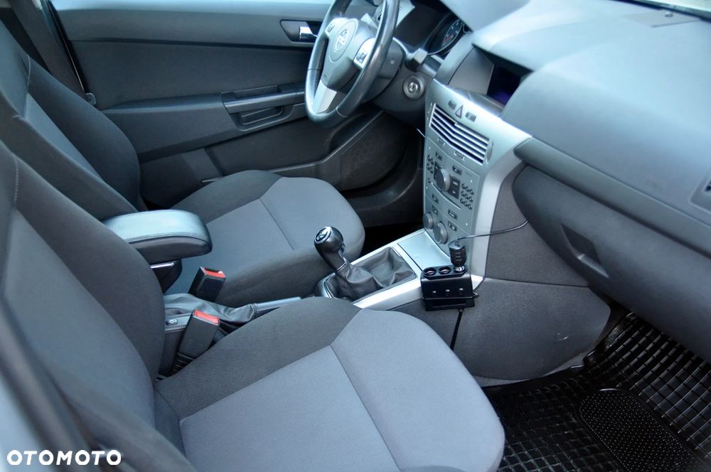 Opel Astra 1.4 Enjoy - 9