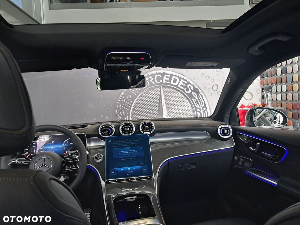 Mercedes-Benz GLC - 36