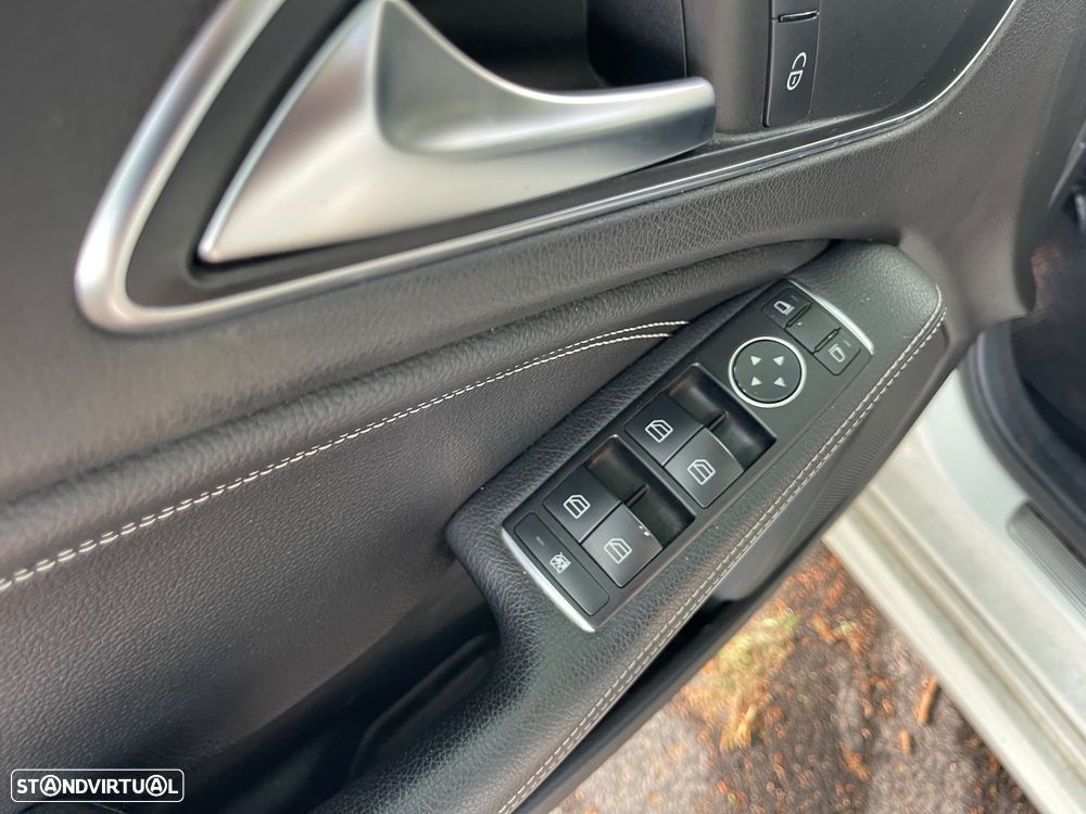 Mercedes-Benz A 180 CDI BlueEFFICIENCY - 11