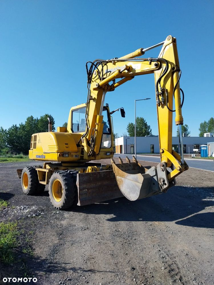 Komatsu PW110 - 1