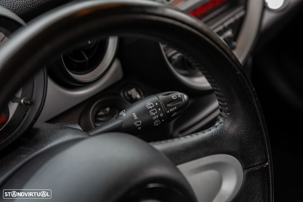 MINI 3 Portas One D - 52