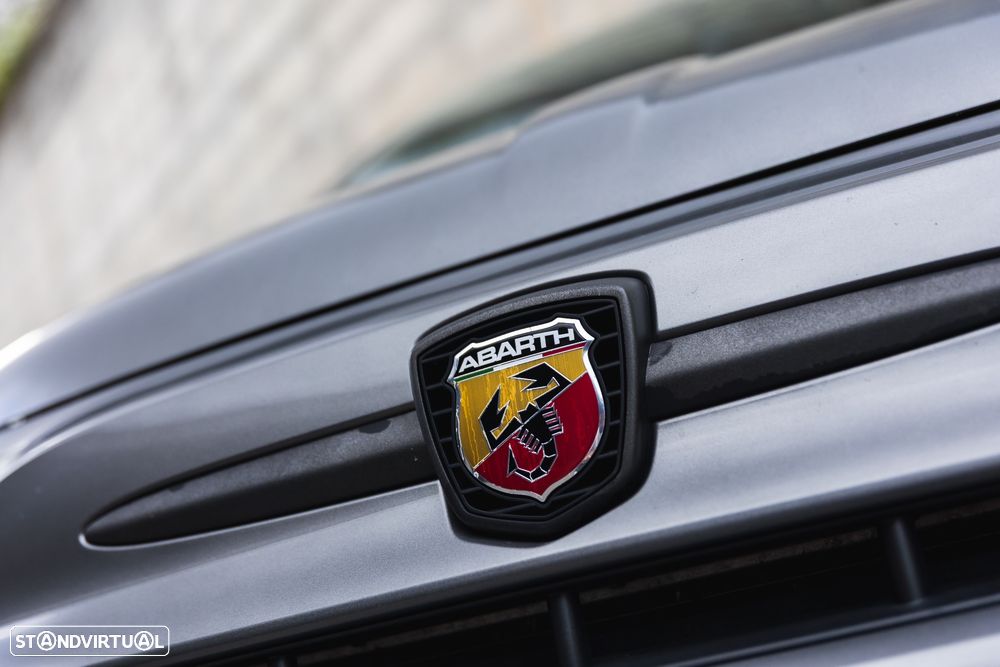 Abarth 595 1.4 T-Jet Competizione - 6