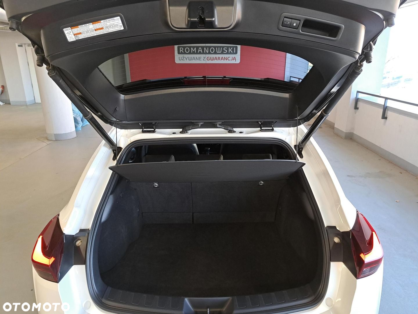 Lexus UX 200 GPF F Impression 2WD - 11