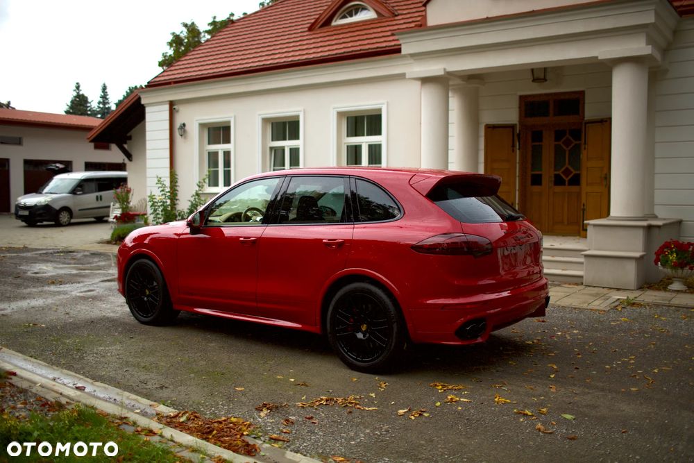Porsche Cayenne GTS