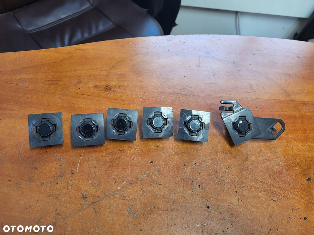 CZUJNIK PARKOWANIA TYŁ  KOSZYK BMW 5 E60 9139866 7178177