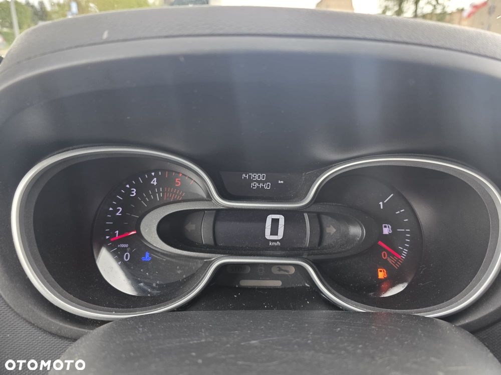 Renault Trafic - 16