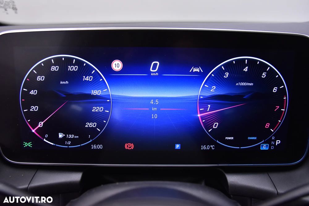 Mercedes-Benz GLC 300 4MATIC MHEV - 10
