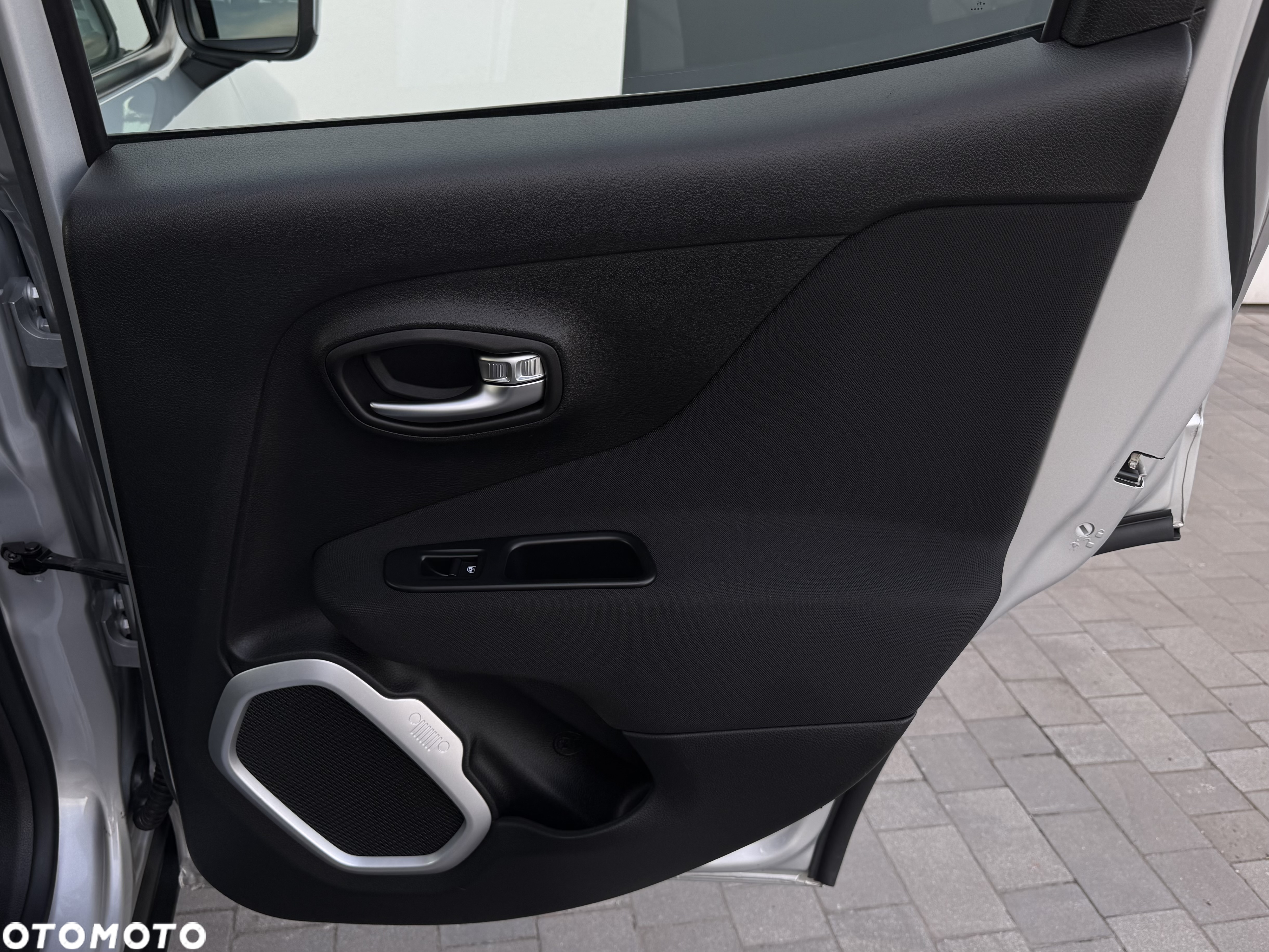 Jeep Renegade 1.6 E-TorQ Longitude FWD - 33