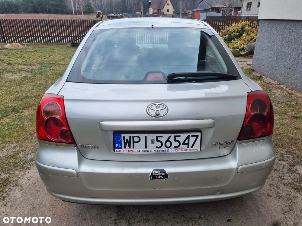 Toyota Avensis 2.0 D-4D High - 5