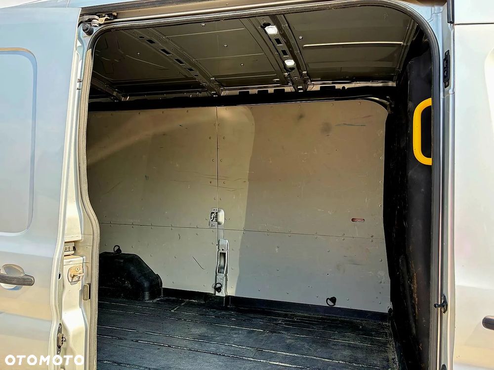 Ford Transit - 10
