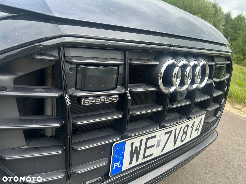 Audi Q8 55 TFSI mHEV Quattro Tiptronic - 4