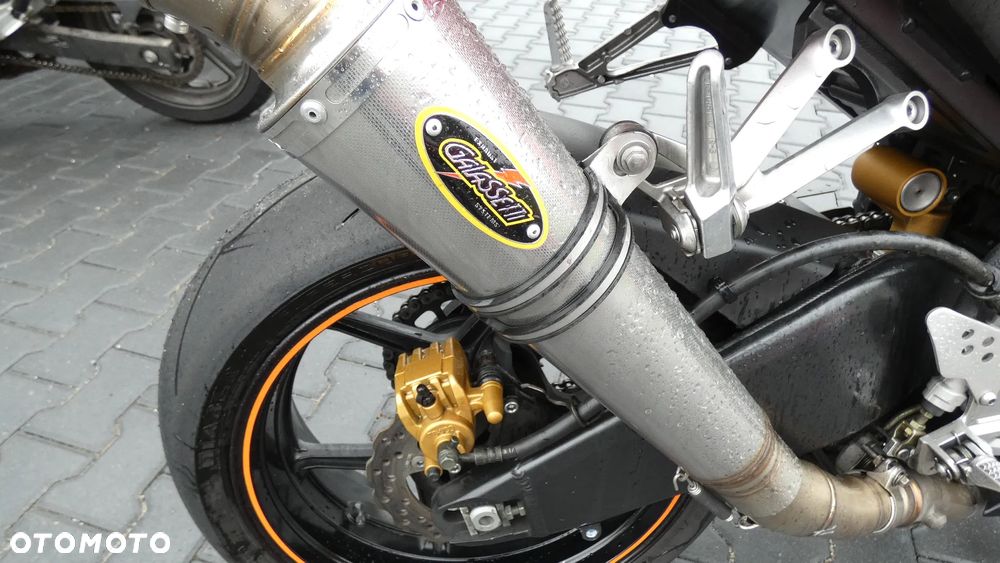Kawasaki ZX - 16