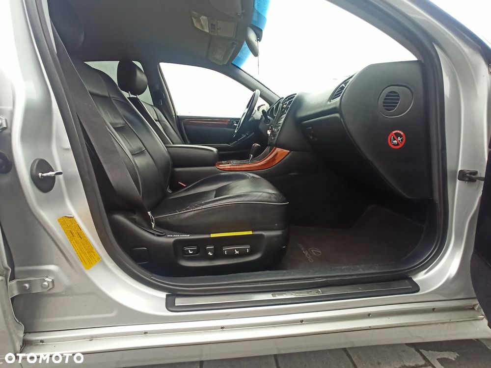 Lexus GS 300 - 16