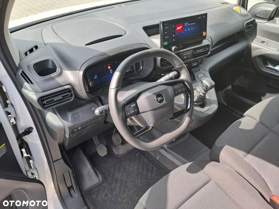 Opel Combo - 8