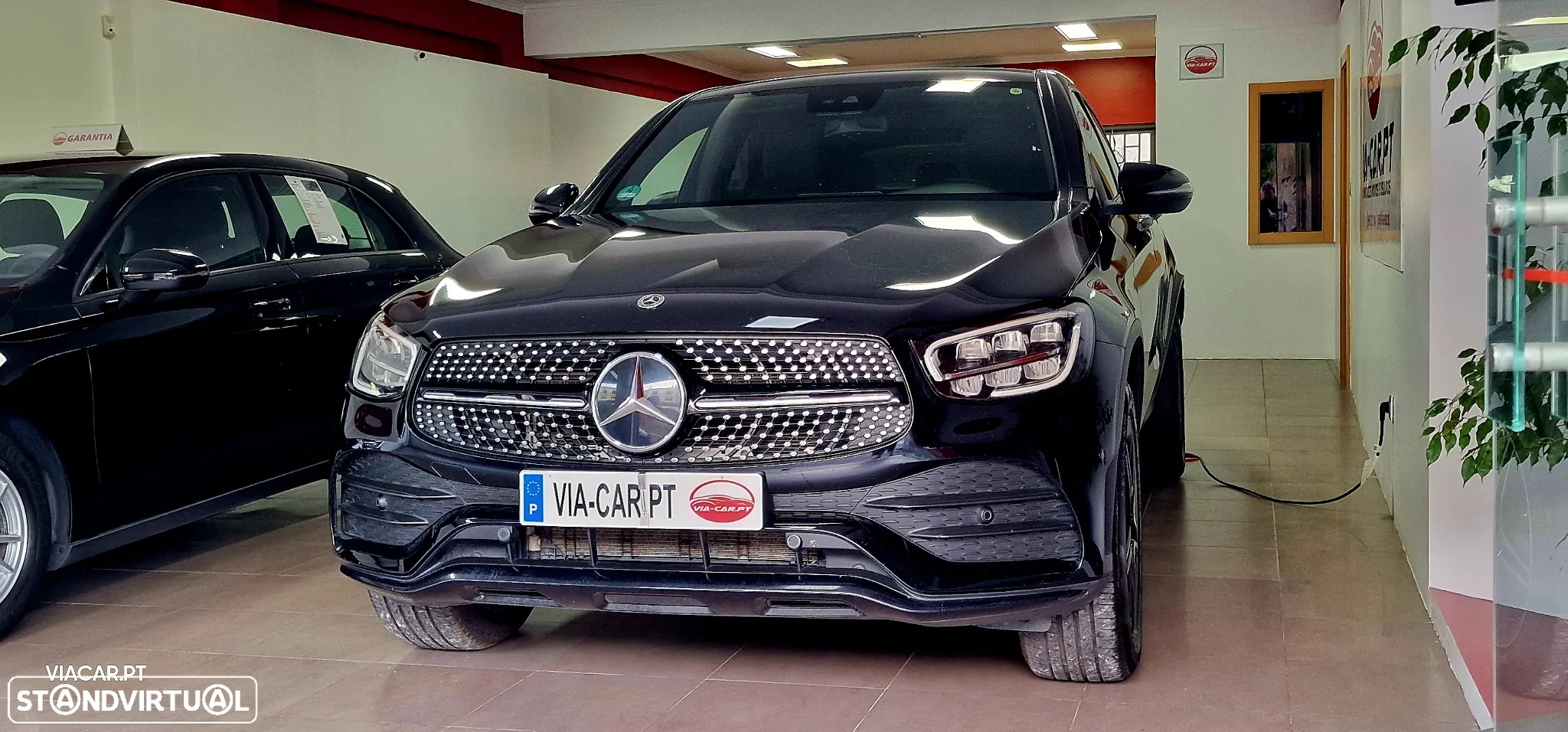 Mercedes-Benz GLC 300 Coupe e 4Matic 9G-TRONIC AMG Line - 38