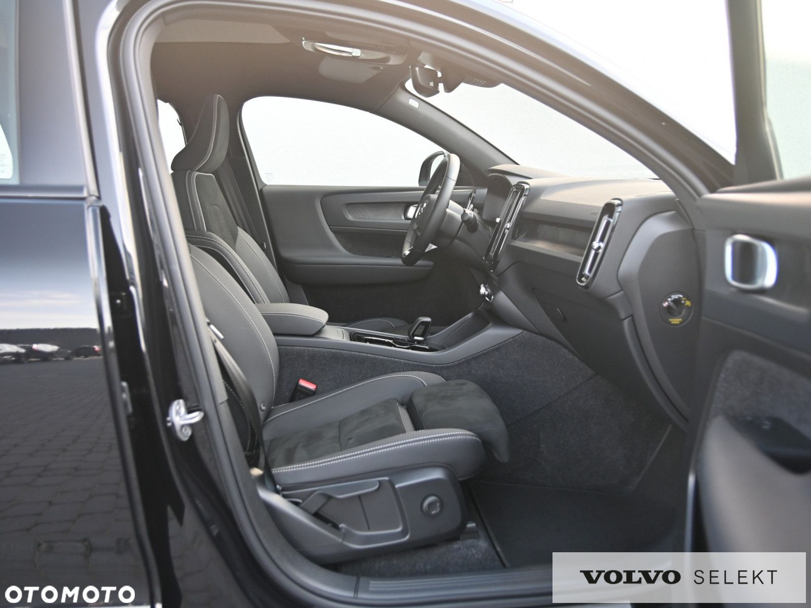 Volvo C40 - 16