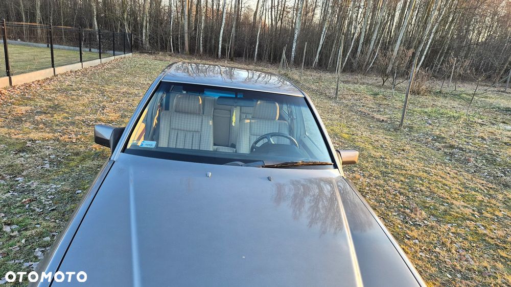 Mercedes-Benz W124 (1984-1993) - 5
