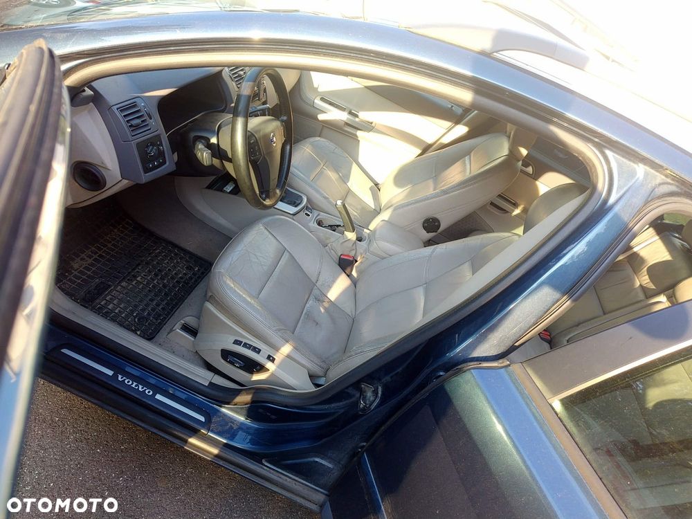 Volvo V50 - 6