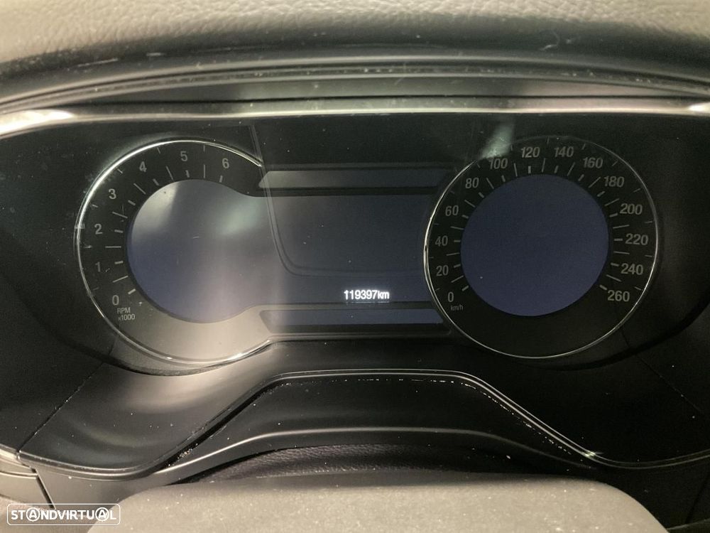 Ford Mondeo VAN 2.0  TITANIUM AUTO SW 2L - 4