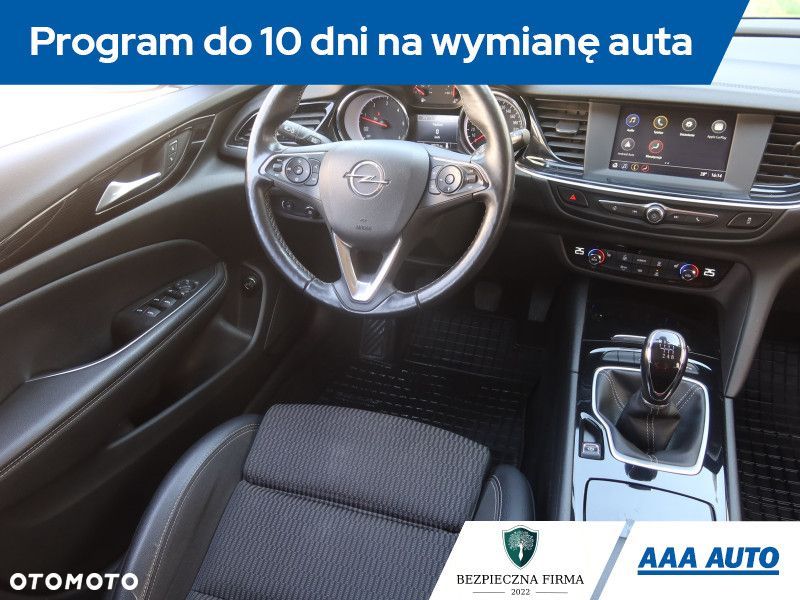Opel Insignia - 9