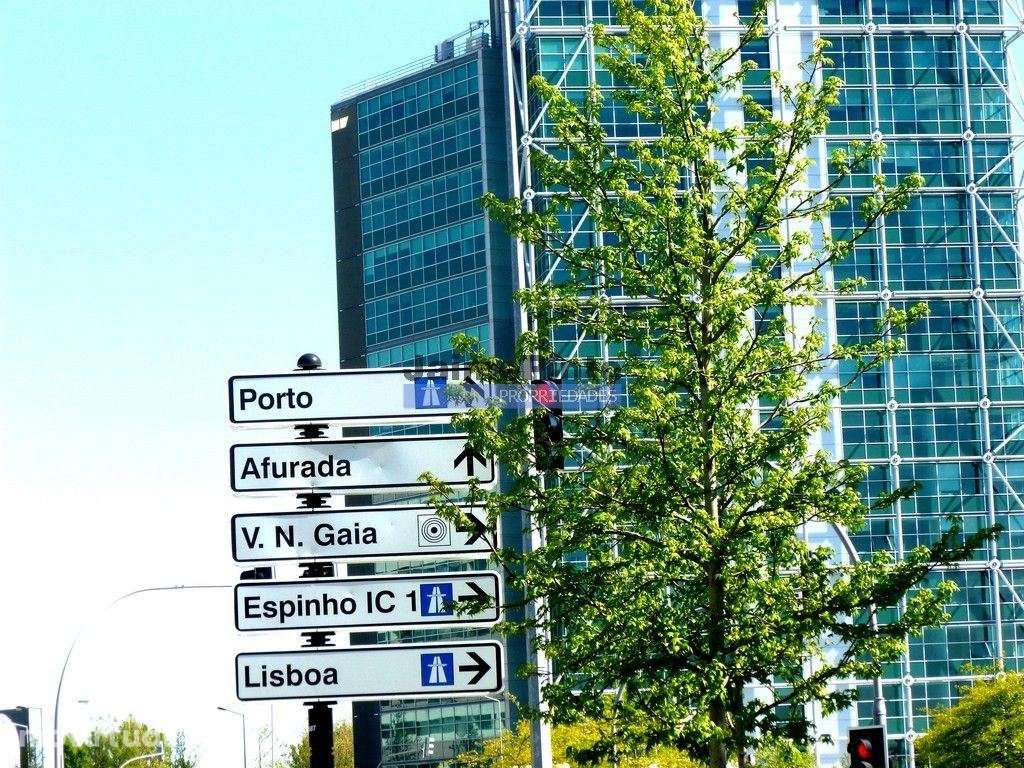 Escritório, arrenda-se, piso elevado. Portugal, Porto, Vila Nova de... - Grande imagem: 2/2