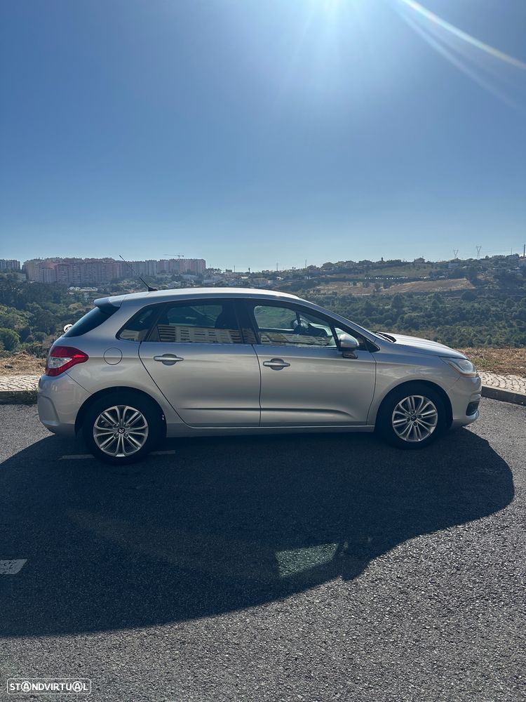 Citroën C4 1.6 HDi Attraction - 9