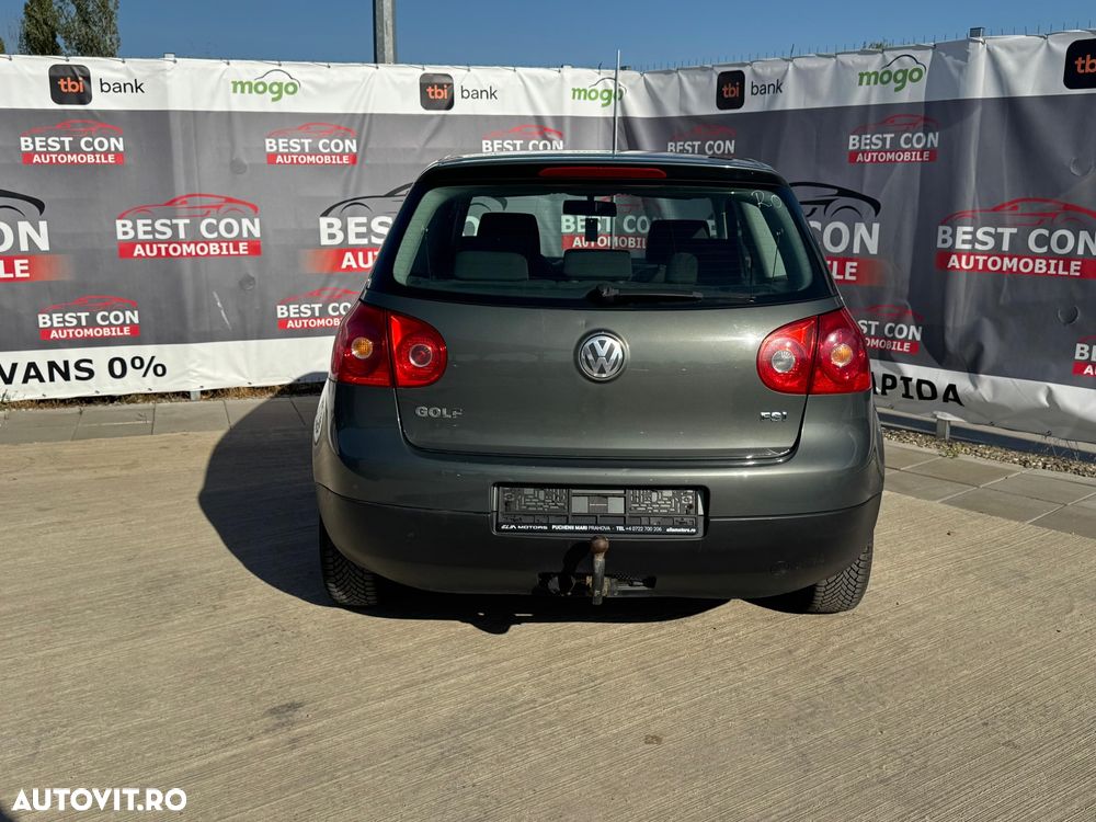 Volkswagen Golf 1.4 FSI Trendline - 14