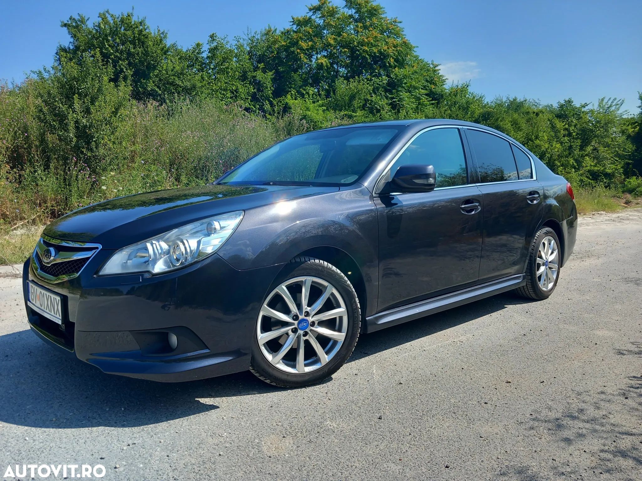 Subaru Legacy 2.0i CVT Emotion - 1