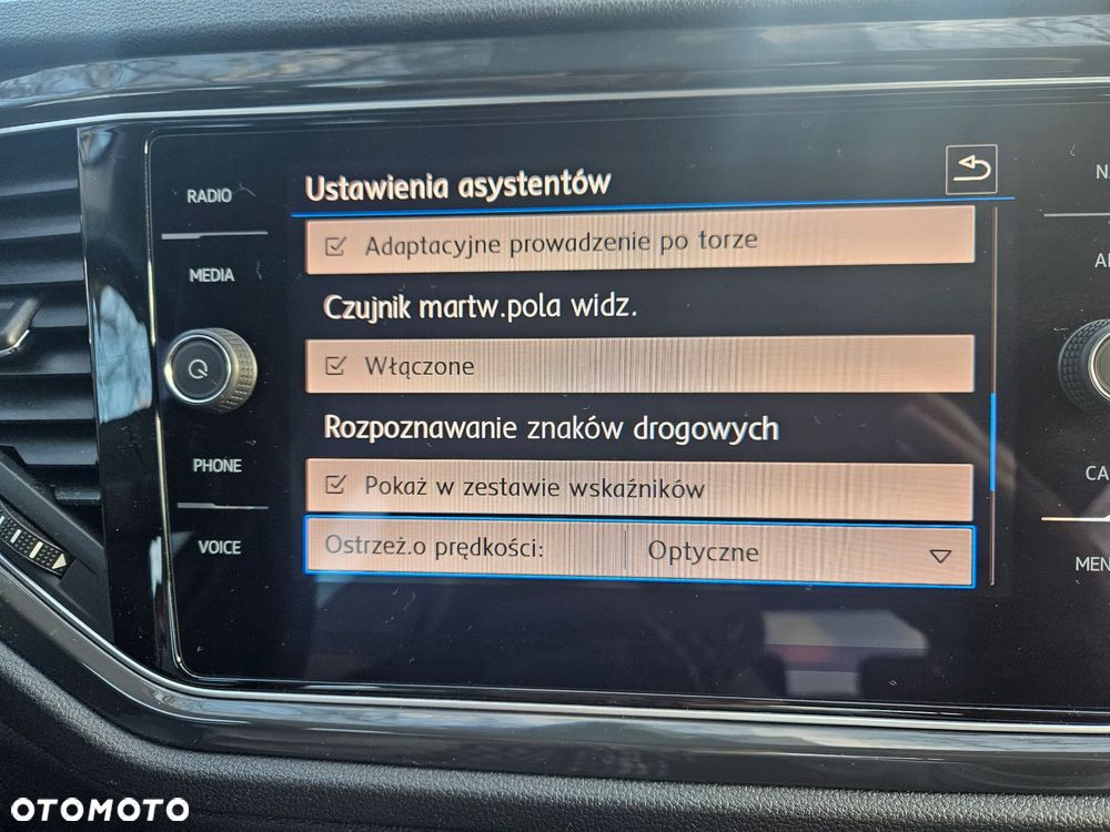 Volkswagen T-Roc 1.5 TSI GPF ACT Premium DSG - 20