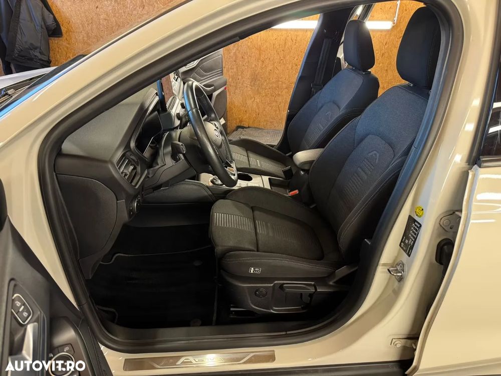 Ford Focus - 9
