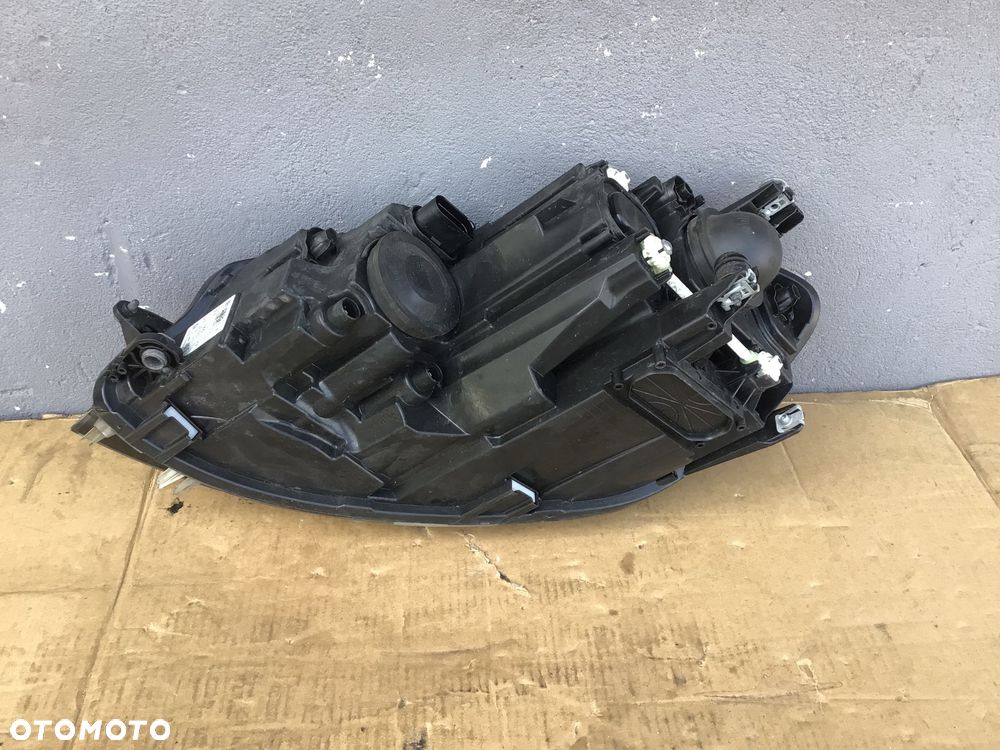 Lampa przednia prawa VW Golf Vll 7 Lift Led - 4