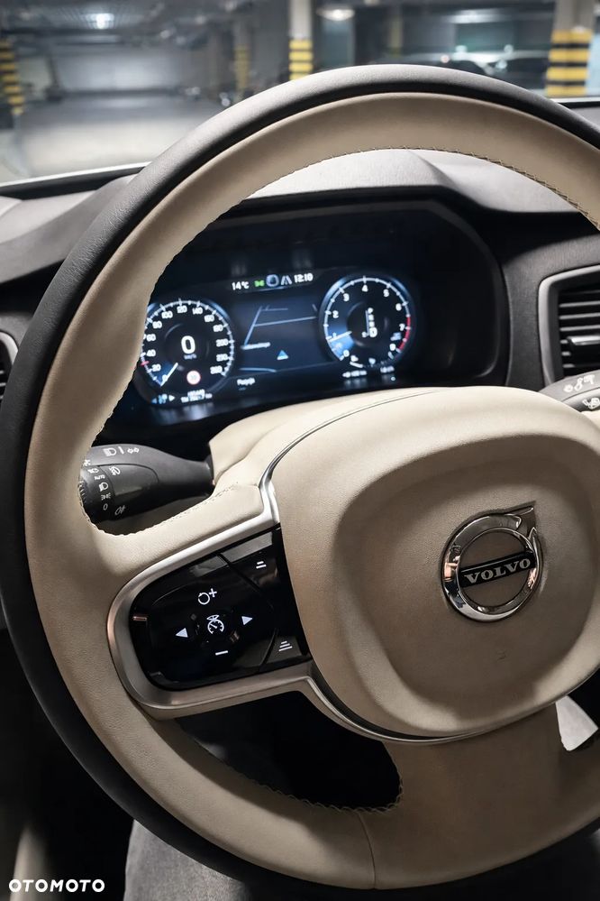 Volvo XC 90 T5 AWD Momentum Pro 7os - 4