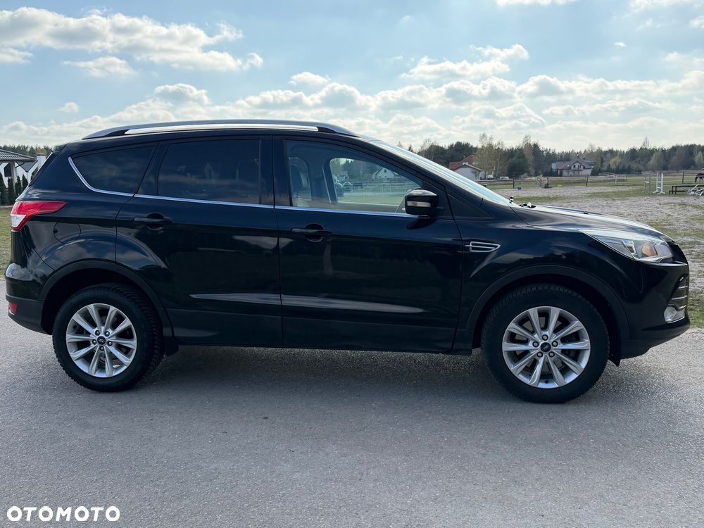 Ford Kuga 2.0 TDCi 4WD Titanium - 4