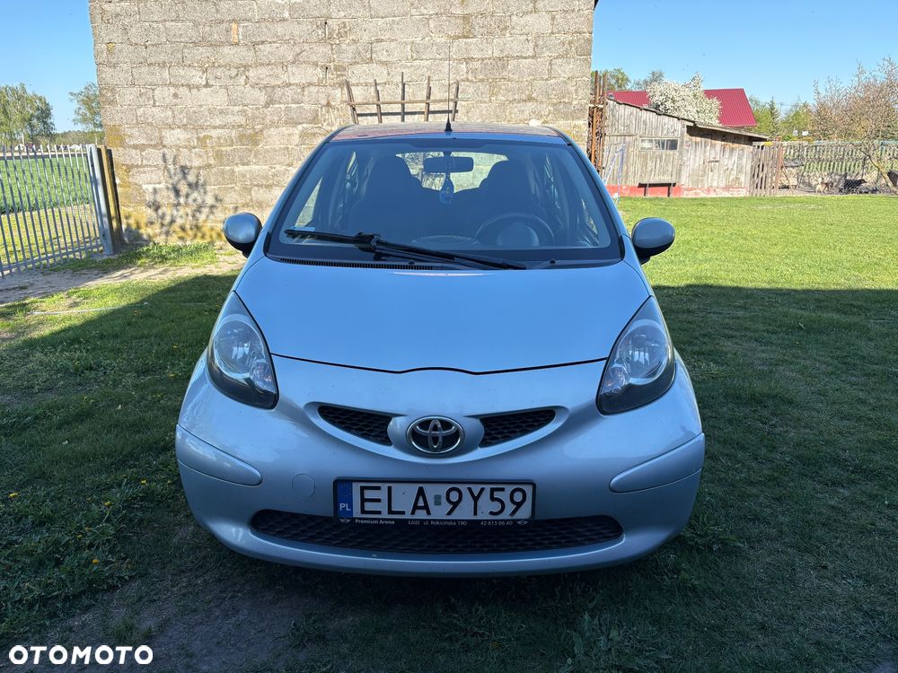 Toyota Aygo Standard - 2
