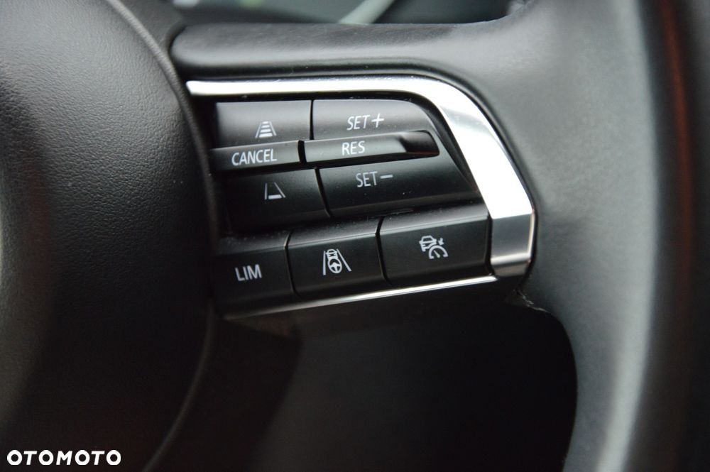 Mazda 3 2.0 mHEV Exclusive-Line - 27