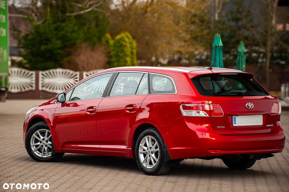 Toyota Avensis 1.8 Sol MS - 4