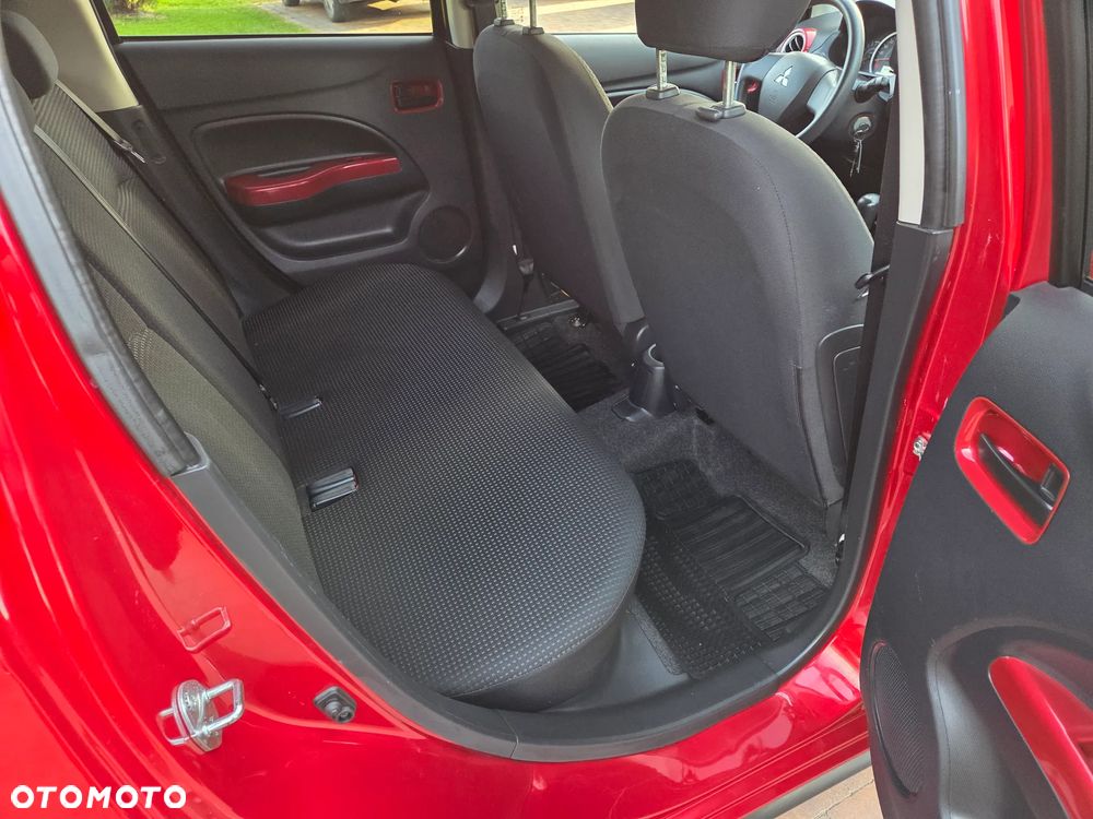 Mitsubishi Space Star 1.2 AS&G Invite - 20