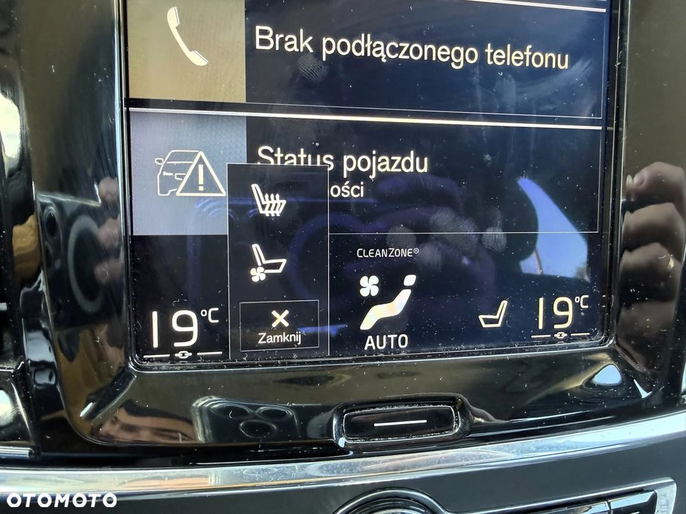 Volvo V90 Cross Country D5 AWD Pro - 19