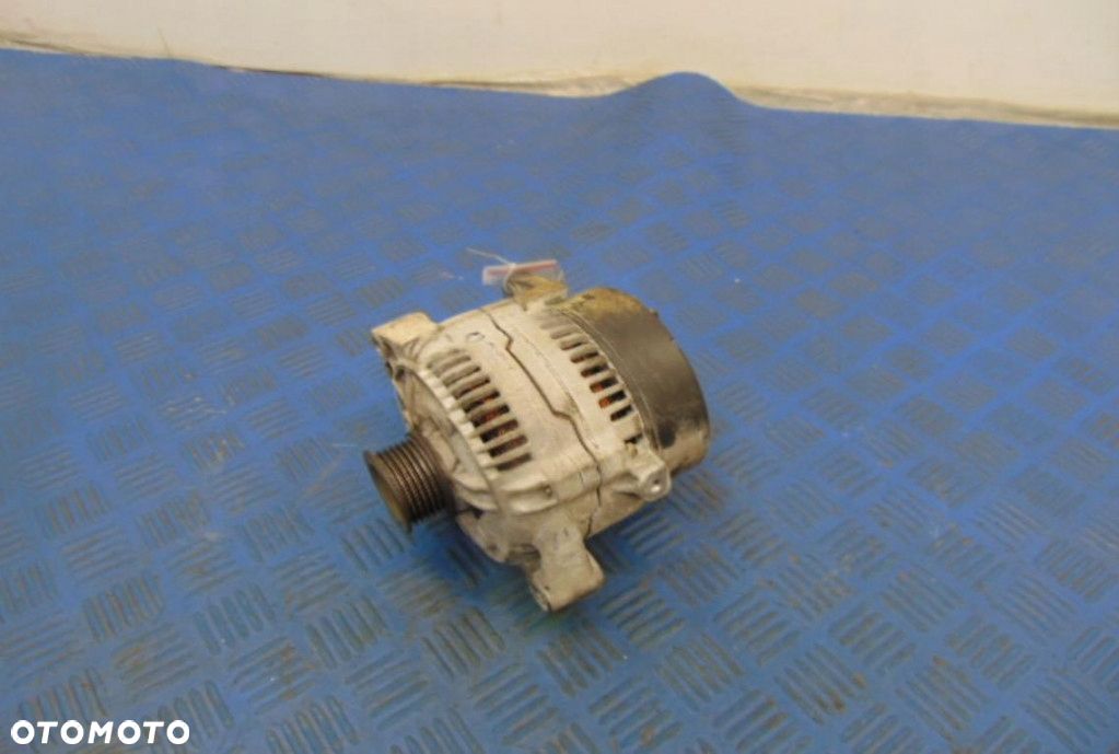 OPEL VECTRA B 2.0 16V ALTERNATOR - 1