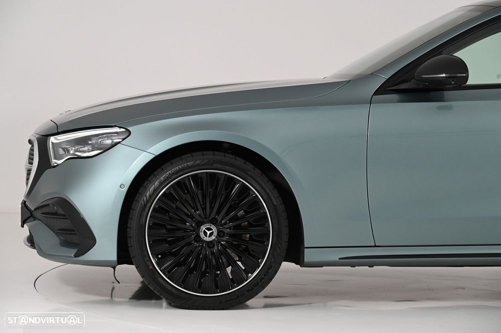 Mercedes-Benz E 300 - 13