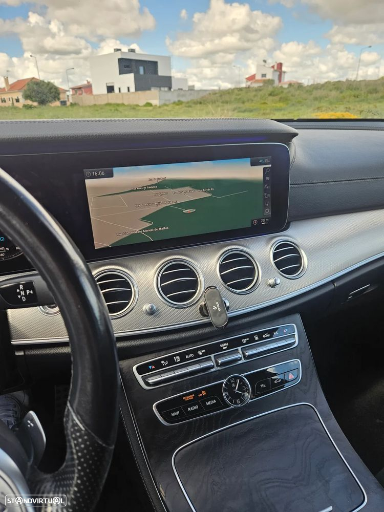 Mercedes-Benz E 300 de AMG Line - 16