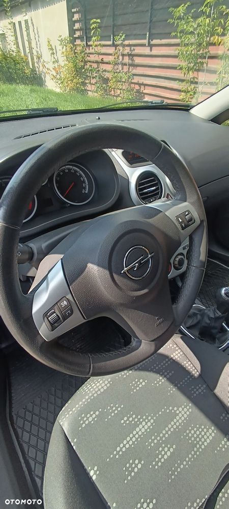 Opel Corsa 1.2 16V Enjoy - 20