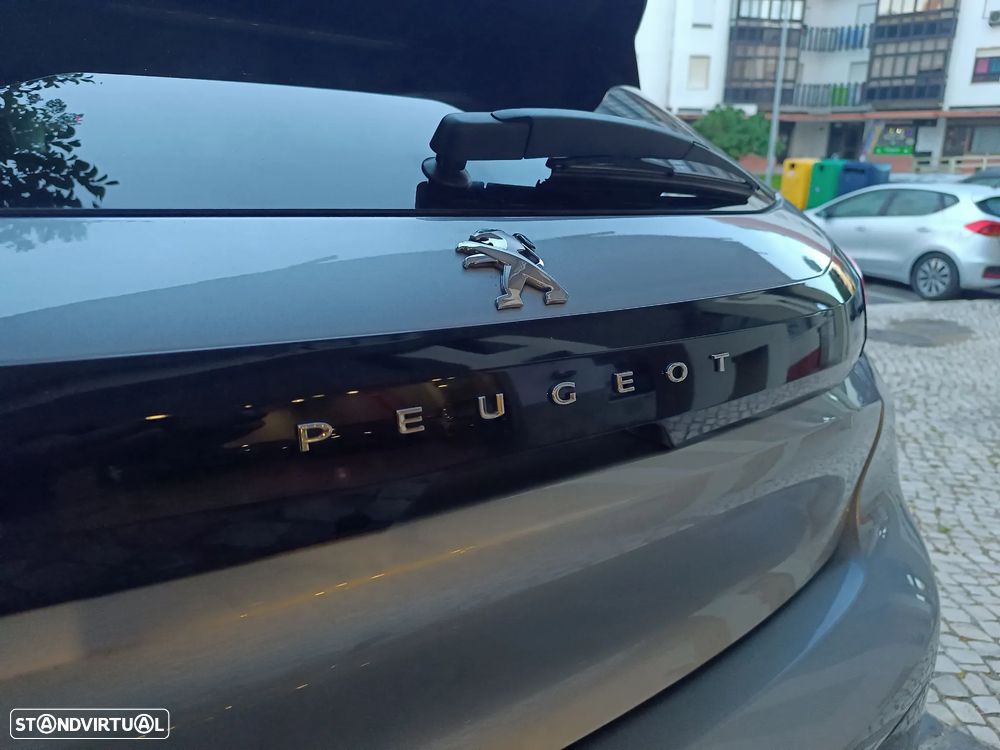Peugeot 208 PureTech 100 EAT8 Active Pack - 21