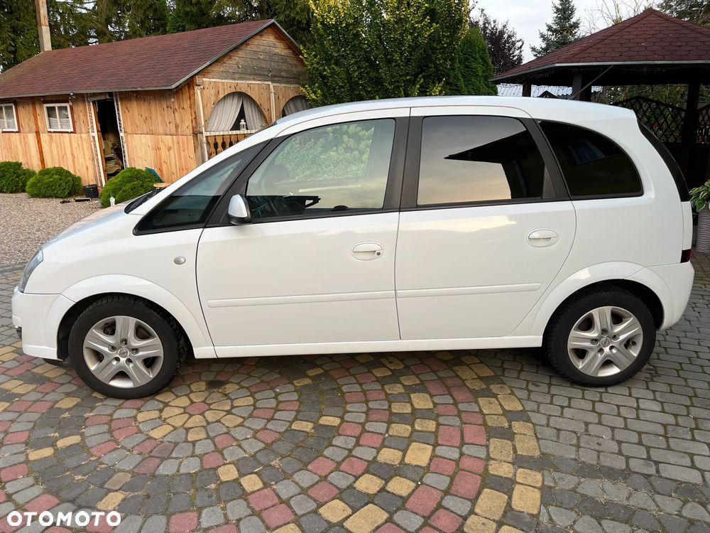 Opel Meriva 1.6 Essentia MTA - 8