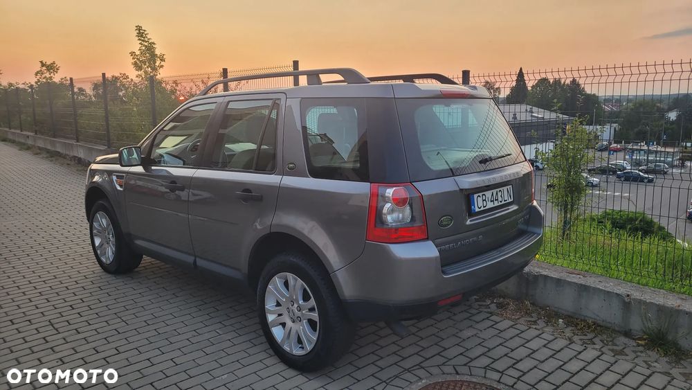 Land Rover Freelander - 2