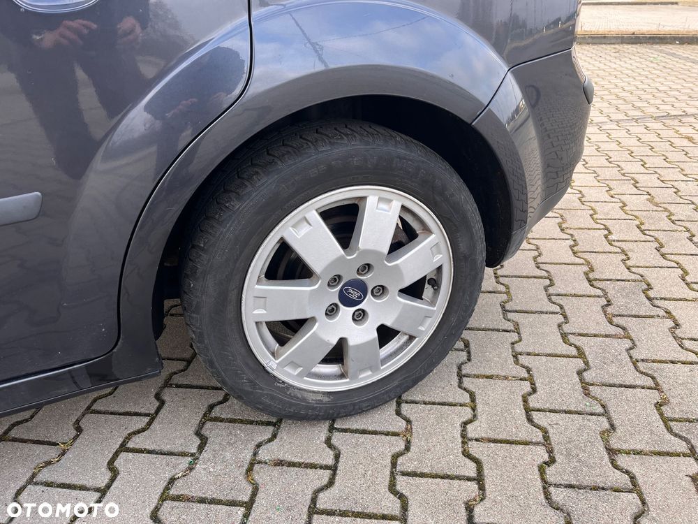 Ford Focus 1.8 TDCi Ambiente - 13