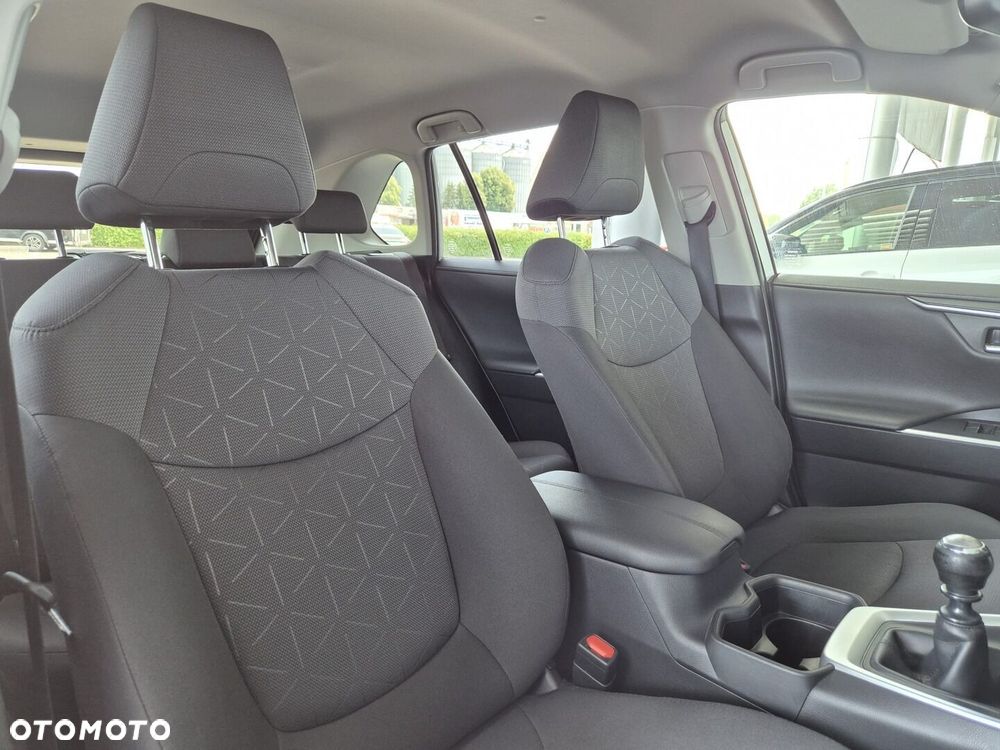 Toyota RAV4 2.0 Comfort 4x2 - 13