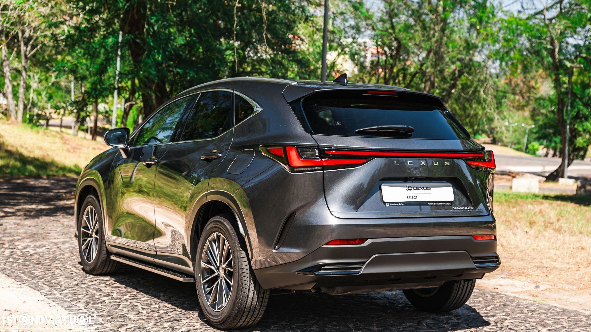 Lexus NX 450h+ Executive - 7