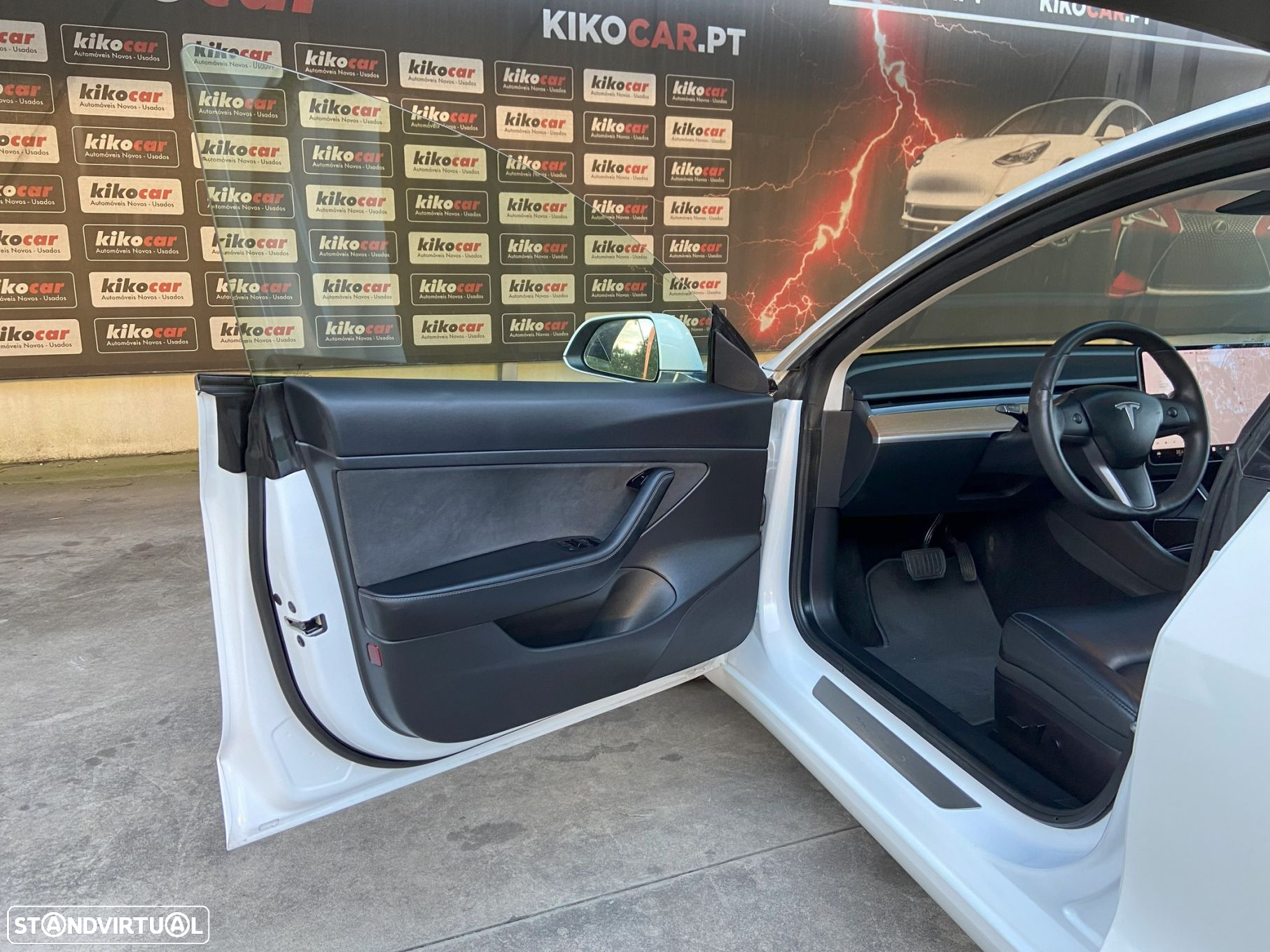 Tesla Model 3 Standard Range Plus RWD - 11